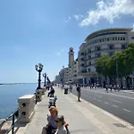 Chiara *