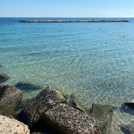 Chiara شقة باري